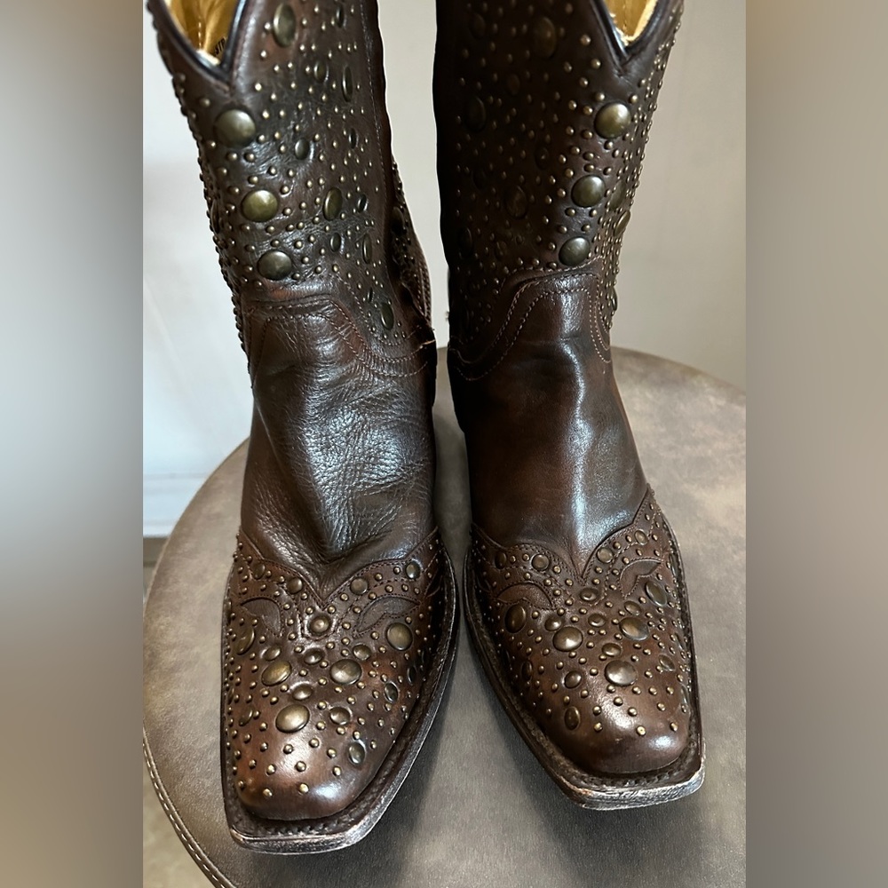 Corral 9.5 booties